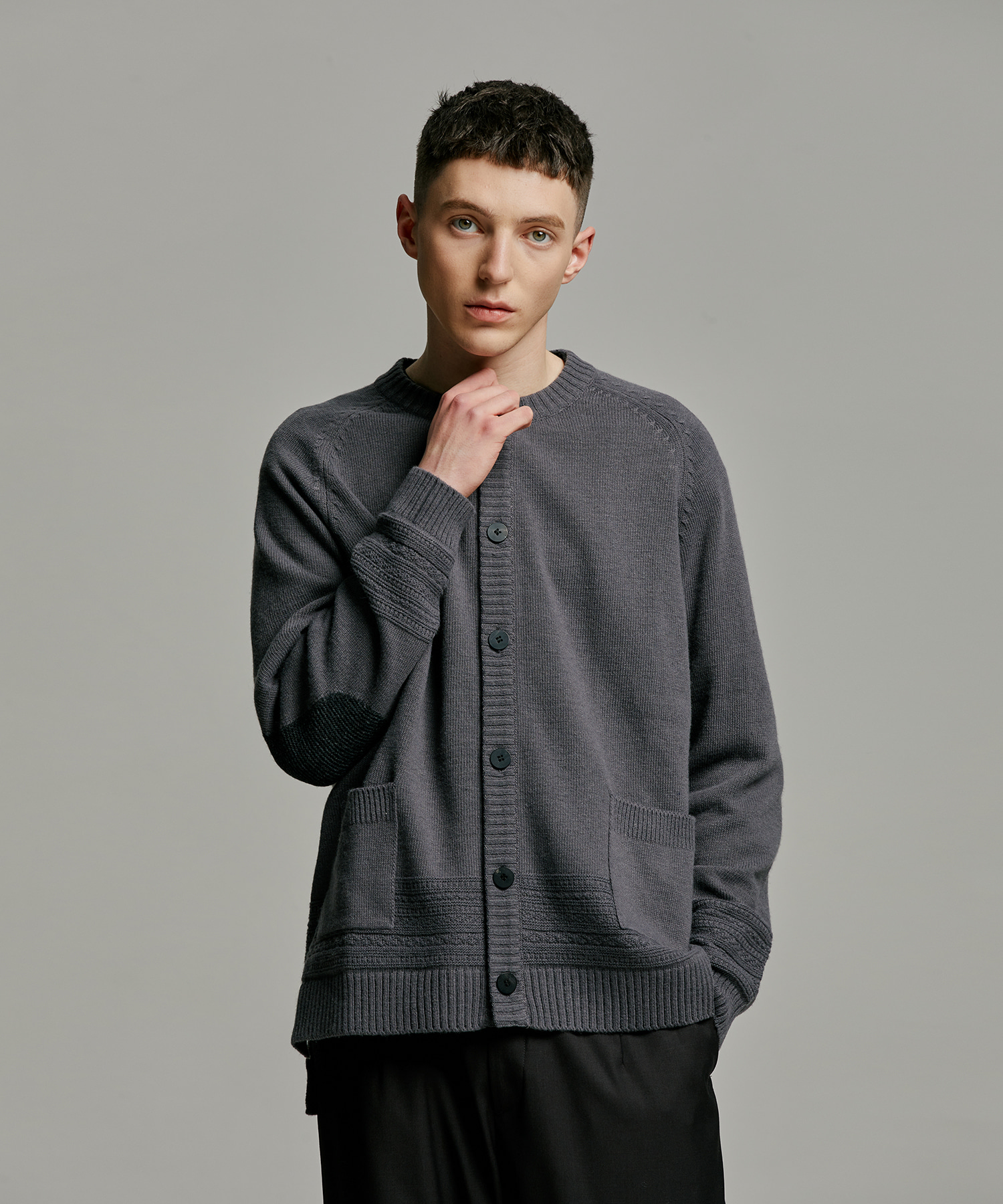 22AW Gentle Link Cardigan (Charcoal)