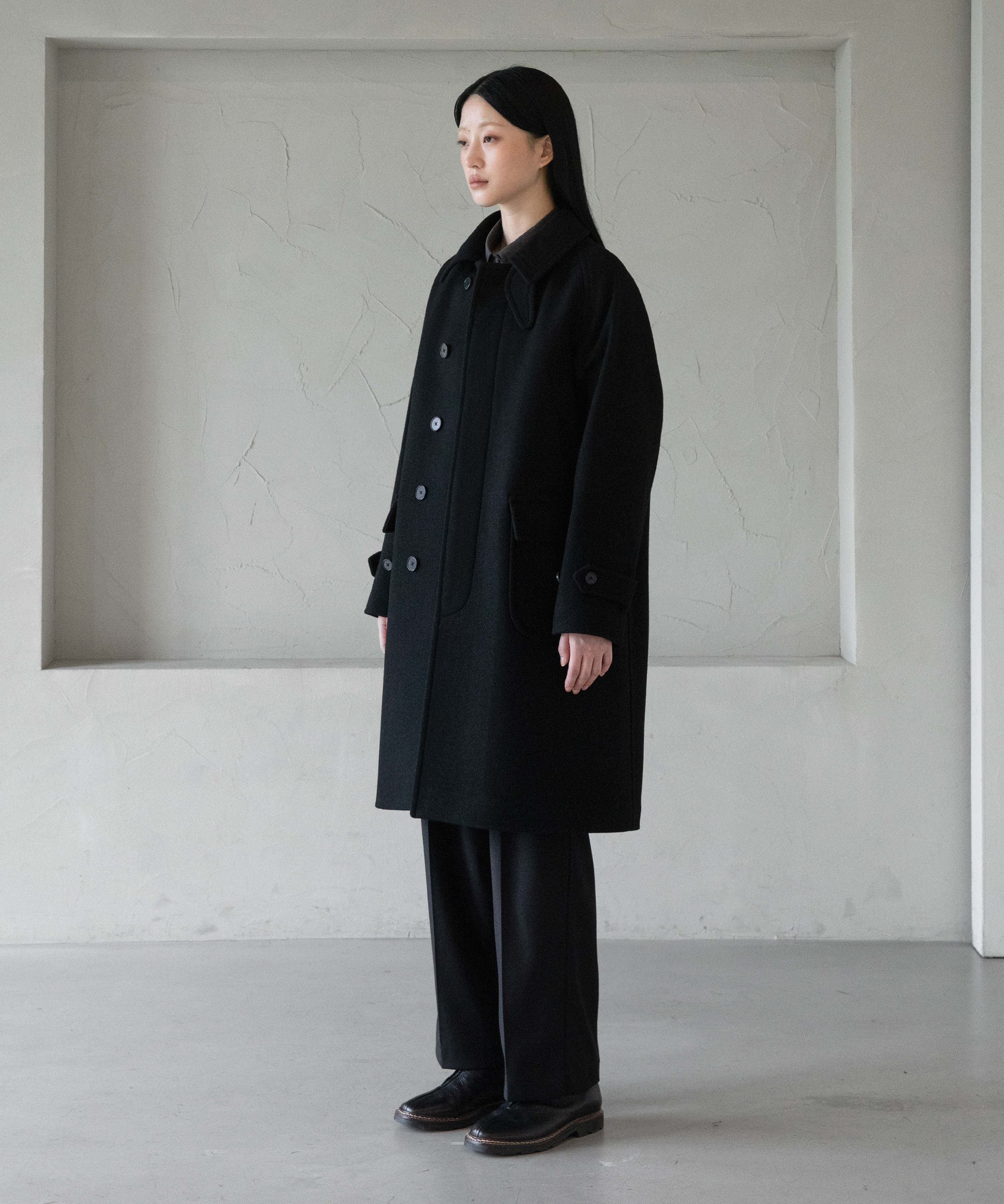 22AW Women Voyager Balmacaan Coat (Black)