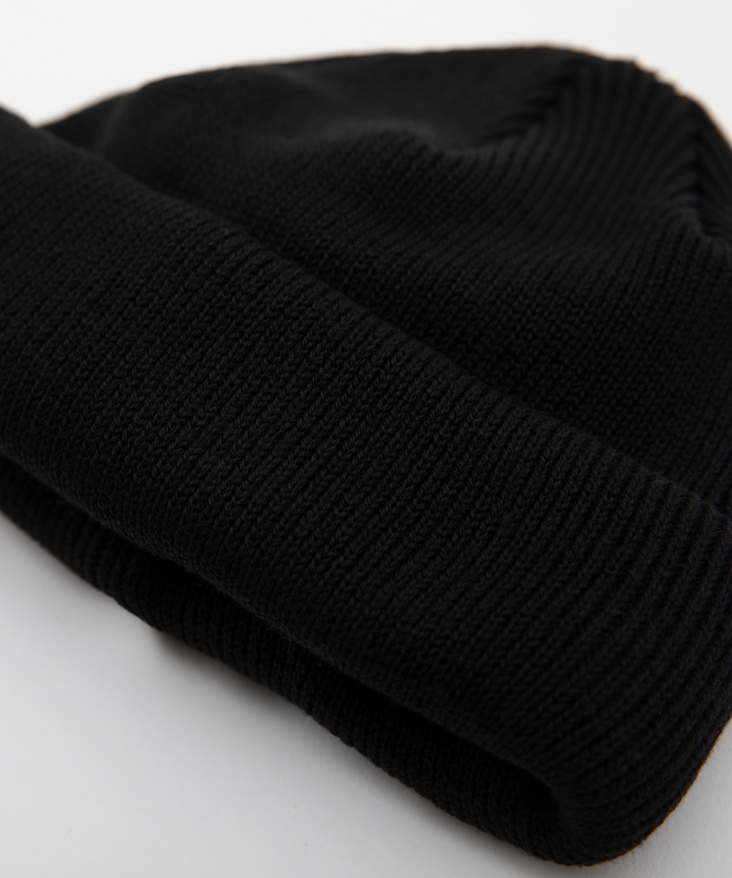 Roll Knit Cap (Black)